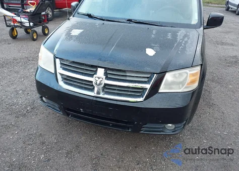 2010 Dodge Grand Caravan Sxt z USA, uszkodzony, nr VIN 2D4RN5D19AR409651